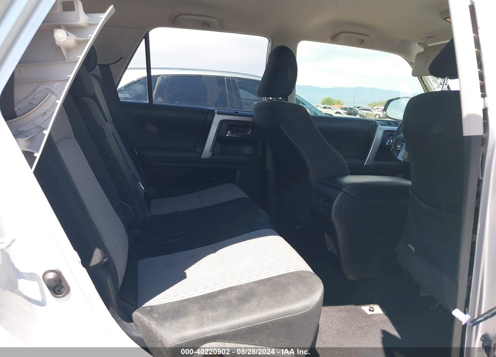 2021 TOYOTA 4RUNNER SR5 VIN: JTEMU5JR3M5929846