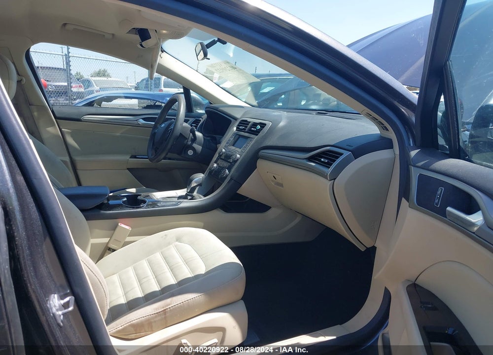 2015 FORD FUSION SE VIN: 3FA6P0HD4FR118998
