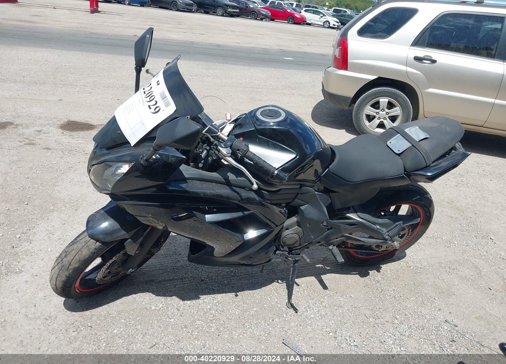 2012 KAWASAKI EX650 EC VIN: JKAEXEE16CDA03897
