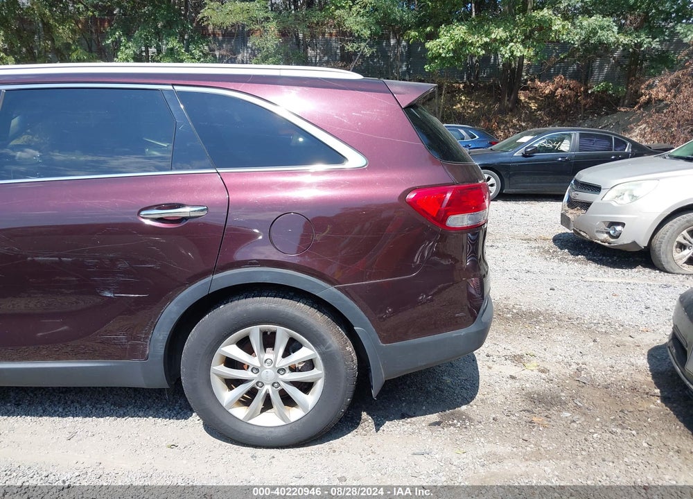 2016 KIA SORENTO 3.3L LX VIN: 5XYPGDA56GG073700