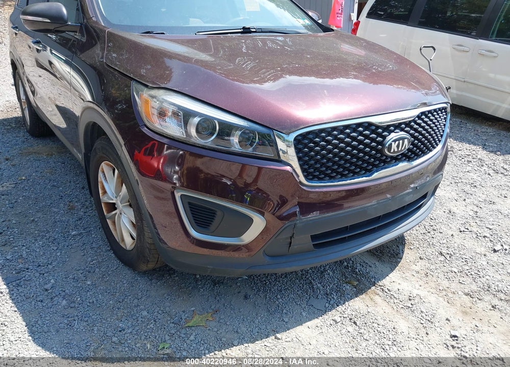 2016 KIA SORENTO 3.3L LX VIN: 5XYPGDA56GG073700