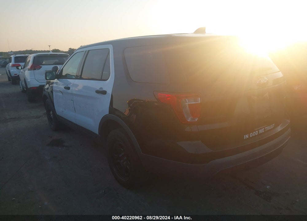 2016 FORD UTILITY POLICE INTERCEPTOR VIN: 1FM5K8ARXGGB80922