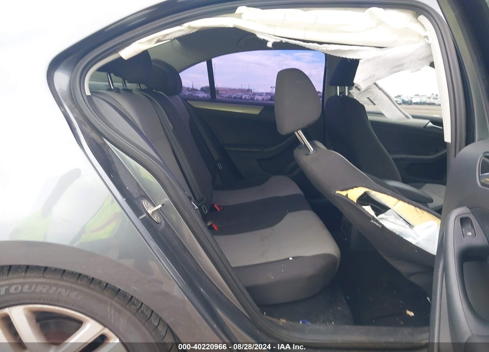 2017 VOLKSWAGEN JETTA 1.4T S VIN: 3VW2B7AJ2HM352733