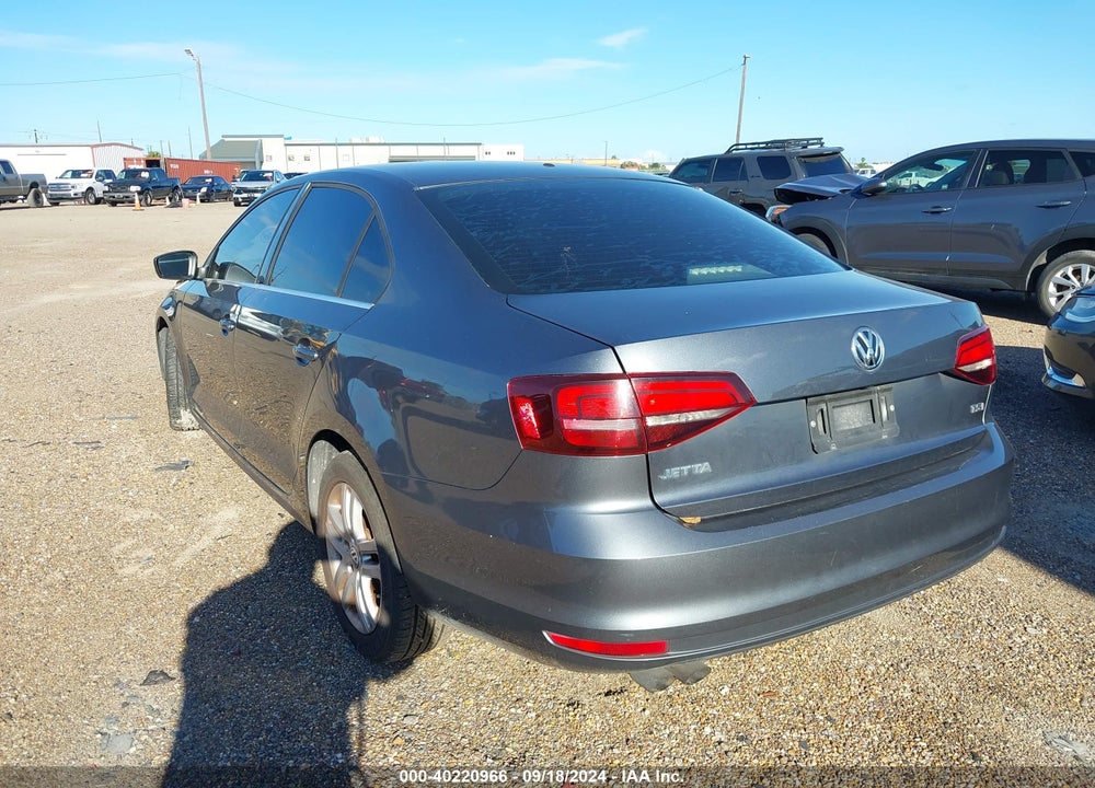 2017 VOLKSWAGEN JETTA 1.4T S VIN: 3VW2B7AJ2HM352733