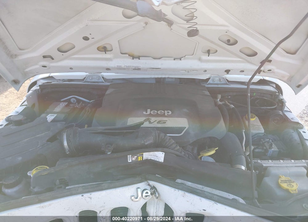 2015 JEEP WRANGLER UNLIMITED SPORT VIN: 1C4BJWDG8FL694007