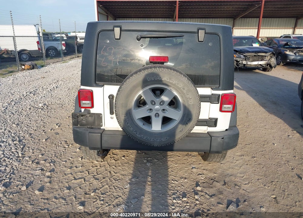 2015 JEEP WRANGLER UNLIMITED SPORT VIN: 1C4BJWDG8FL694007
