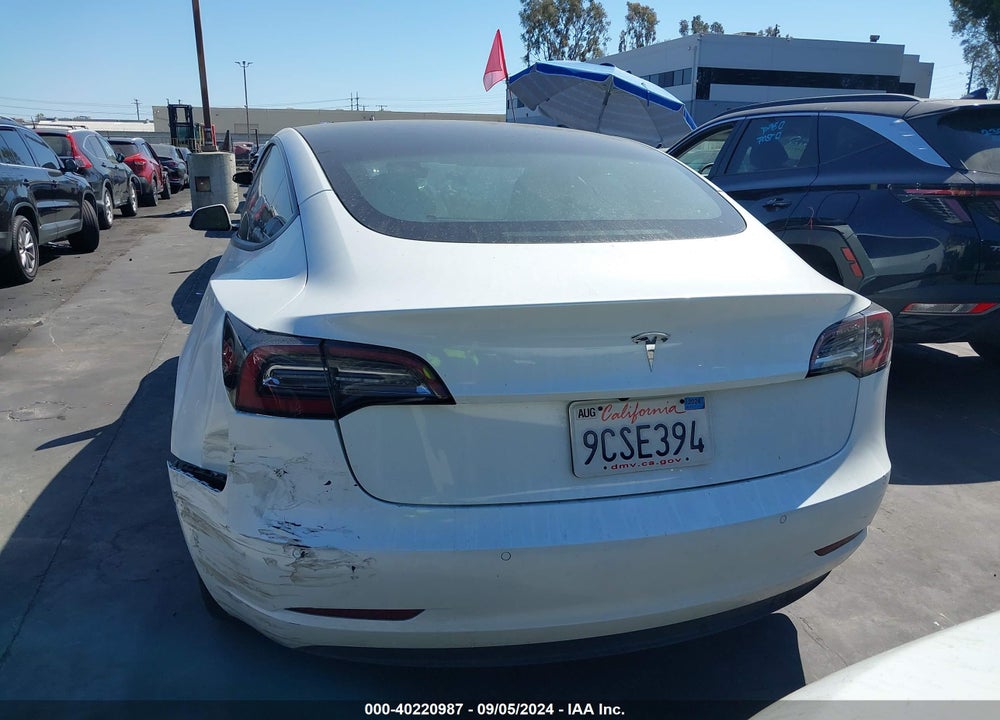 2022 TESLA MODEL 3 REAR-WHEEL DRIVE VIN: 5YJ3E1EA8NF331438