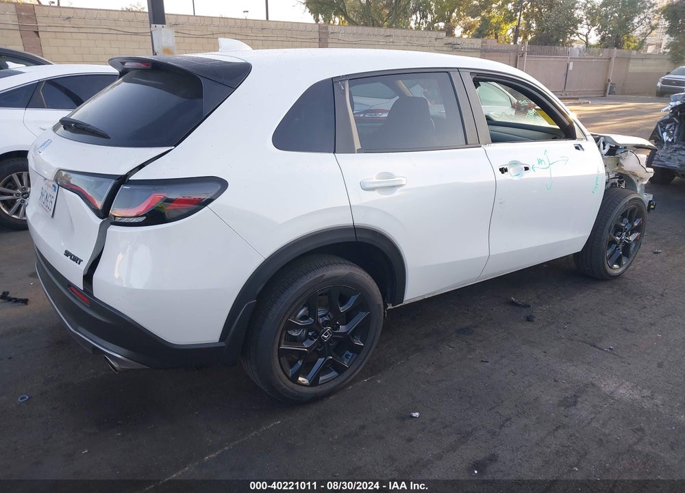 2024 HONDA HR-V 2WD SPORT/2WD SPORT W/O BSI VIN: 3CZRZ1H58RM715535