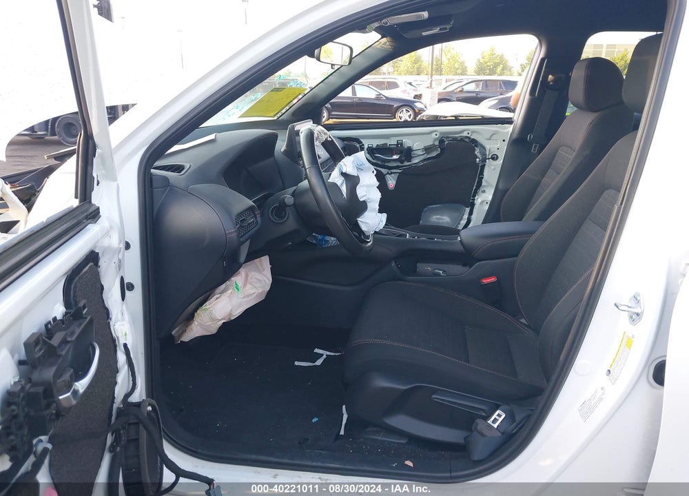 2024 HONDA HR-V 2WD SPORT/2WD SPORT W/O BSI VIN: 3CZRZ1H58RM715535