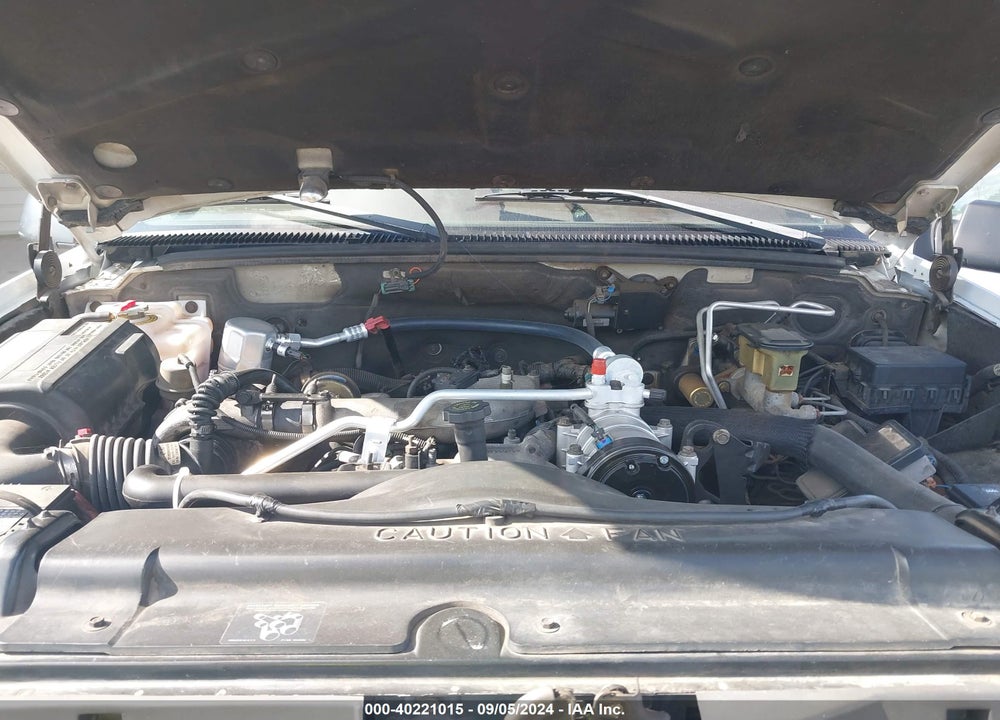 1998 GMC SIERRA 2500 HD SL VIN: 1GTGK24F1WZ526161
