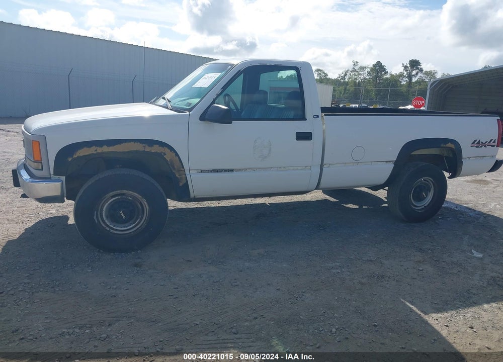 1998 GMC SIERRA 2500 HD SL VIN: 1GTGK24F1WZ526161