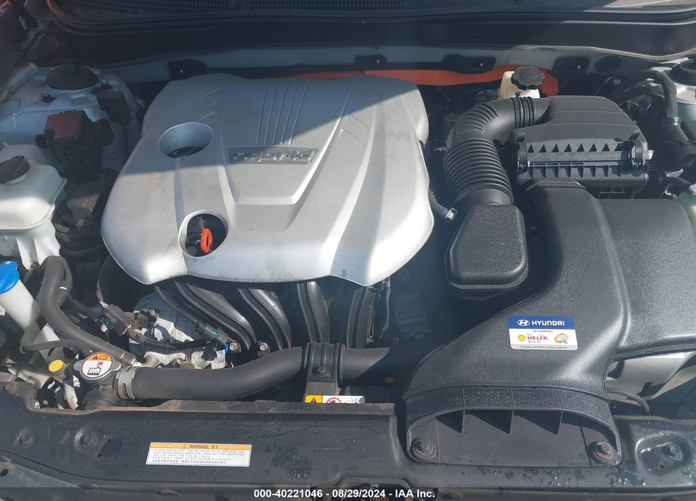 2015 HYUNDAI SONATA HYBRID VIN: KMHEC4A42FA137199