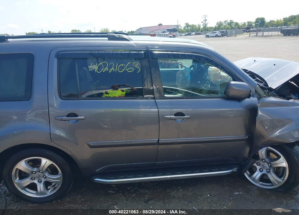 2015 HONDA PILOT EX-L VIN: 5FNYF4H53FB031942