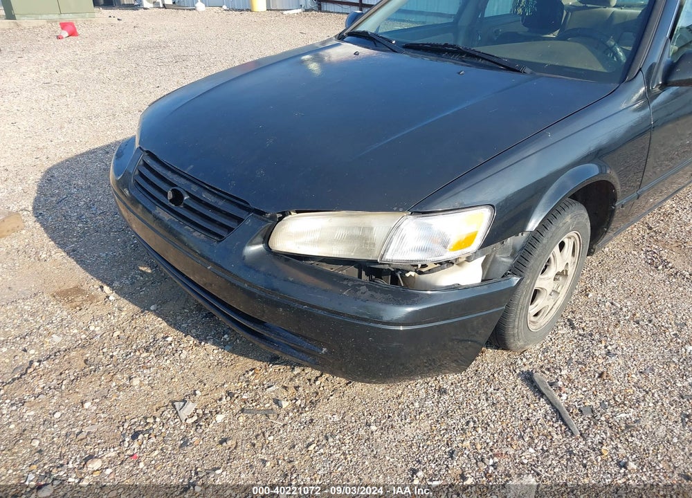 1997 TOYOTA CAMRY LE VIN: 4T1BG22K7VU797700