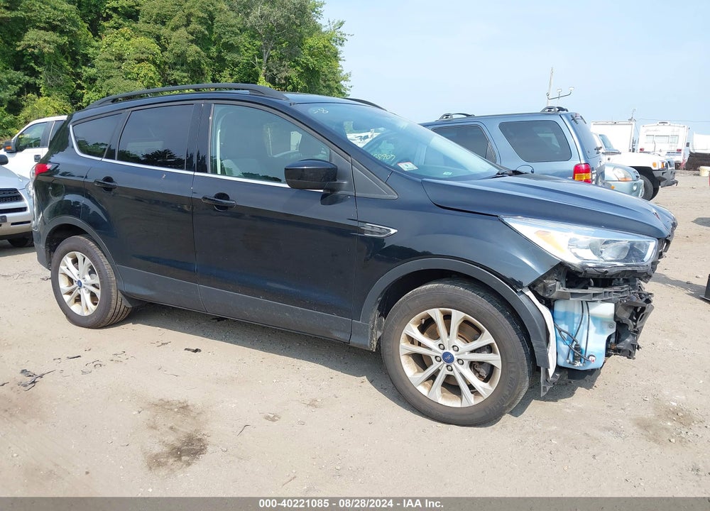 2018 FORD ESCAPE SE VIN: 1FMCU9GD9JUB92278
