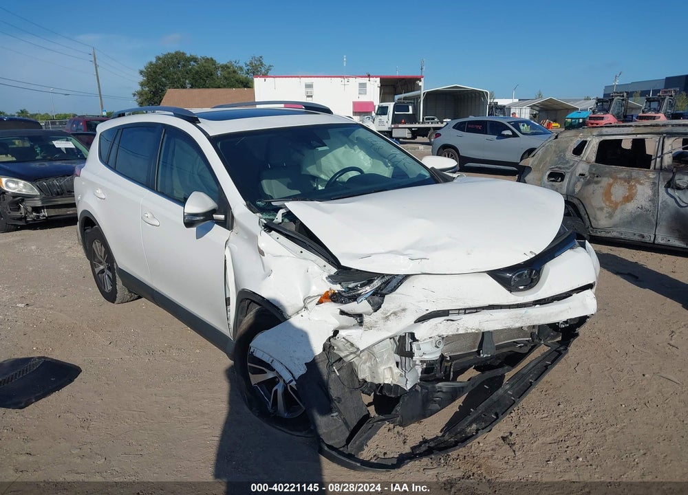 2018 TOYOTA RAV4 XLE VIN: JTMWFREV2JJ186962