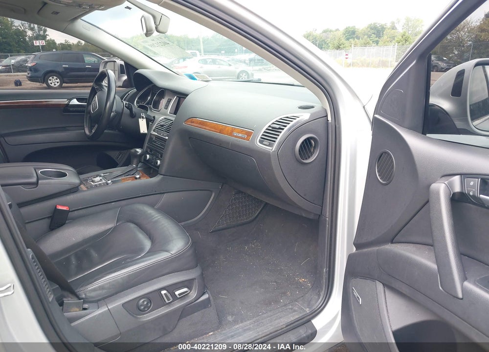 2014 AUDI Q7 3.0T PREMIUM VIN: WA1LGAFE1ED002772