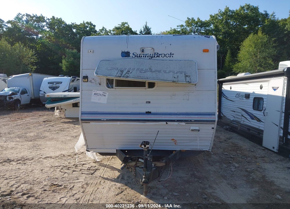 1998 SUNNYBROOK --- VIN: 4UBAS0R28X1C13749
