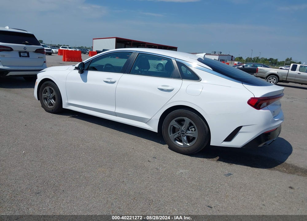 2022 KIA K5 LXS VIN: 5XXG14J27NG105126