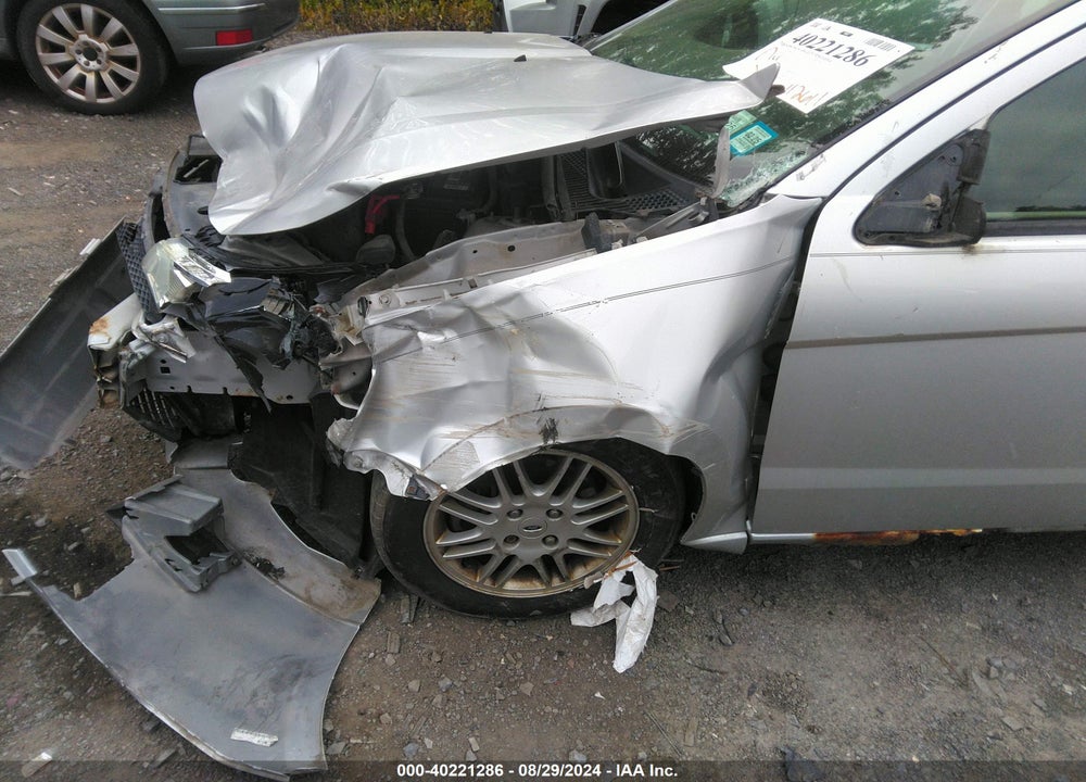 2011 FORD FOCUS SE VIN: 1FAHP3FN6BW157654