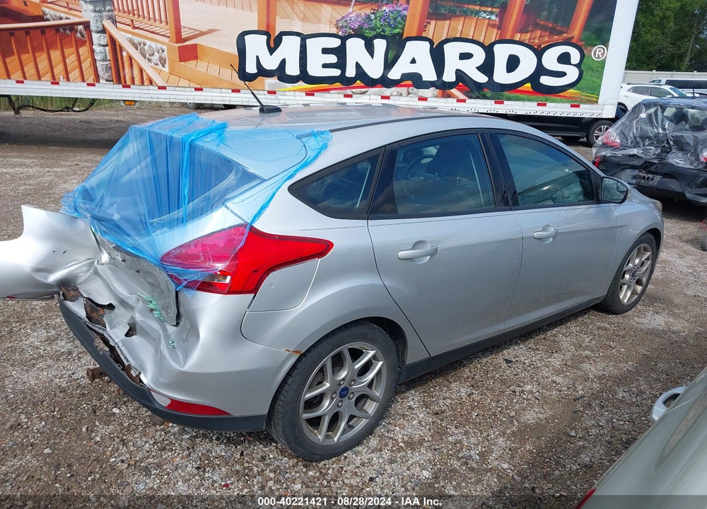 2015 FORD FOCUS SE VIN: 1FADP3K29FL293312