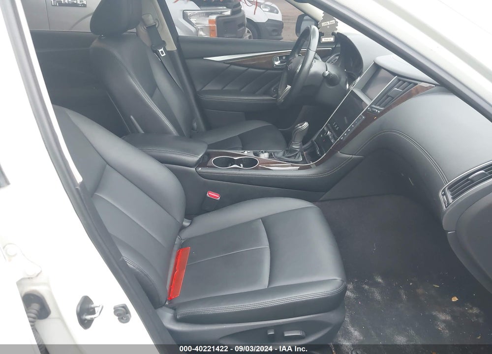 2018 INFINITI Q50 3.0T LUXE VIN: JN1EV7AR3JM445021