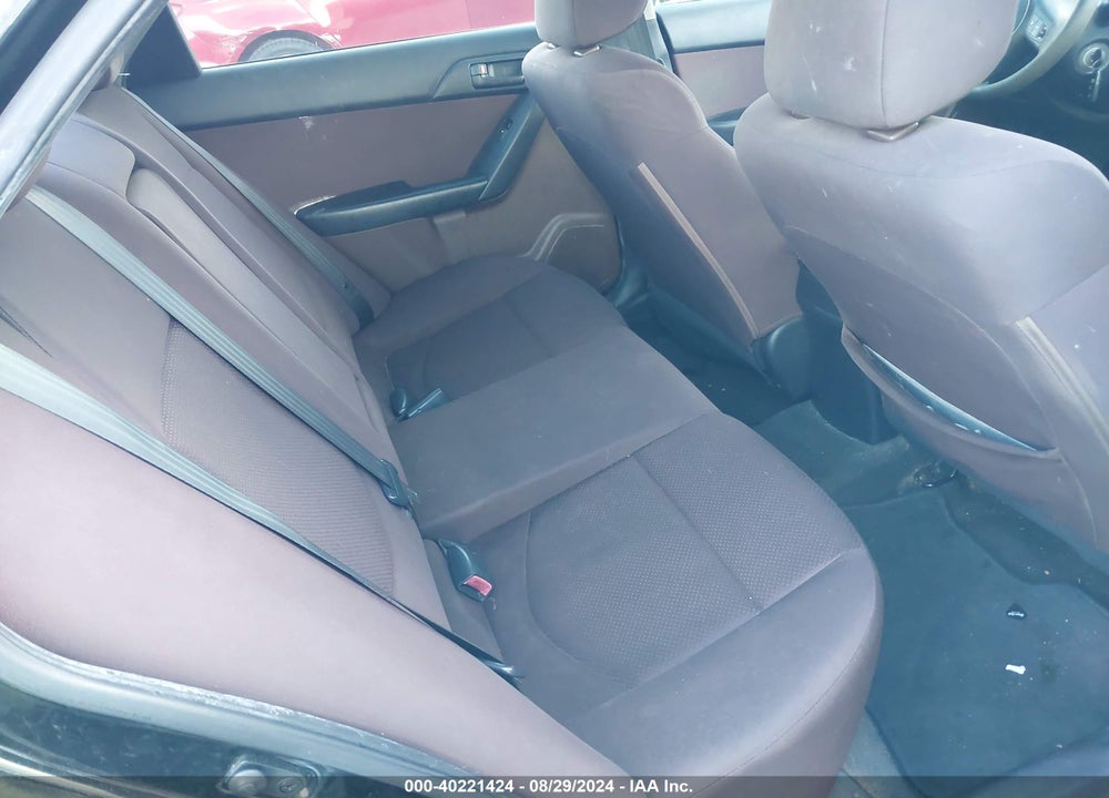 2011 KIA FORTE EX VIN: KNAFU4A21B5890291