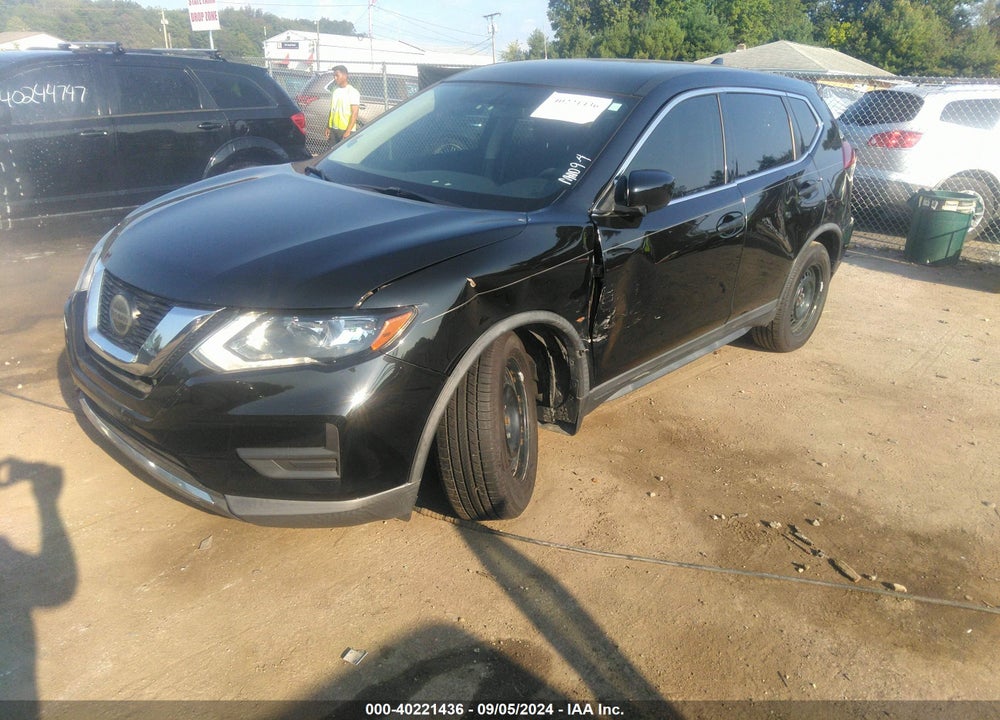 2018 NISSAN ROGUE S VIN: KNMAT2MV2JP510873