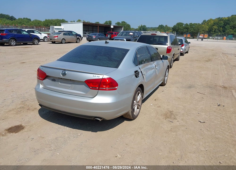 2013 VOLKSWAGEN PASSAT 3.6L V6 SE VIN: 1VWBM7A37DC066772