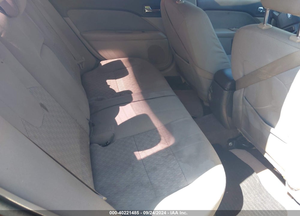 2011 FORD FUSION SE VIN: 3FAHP0HG0BR320895