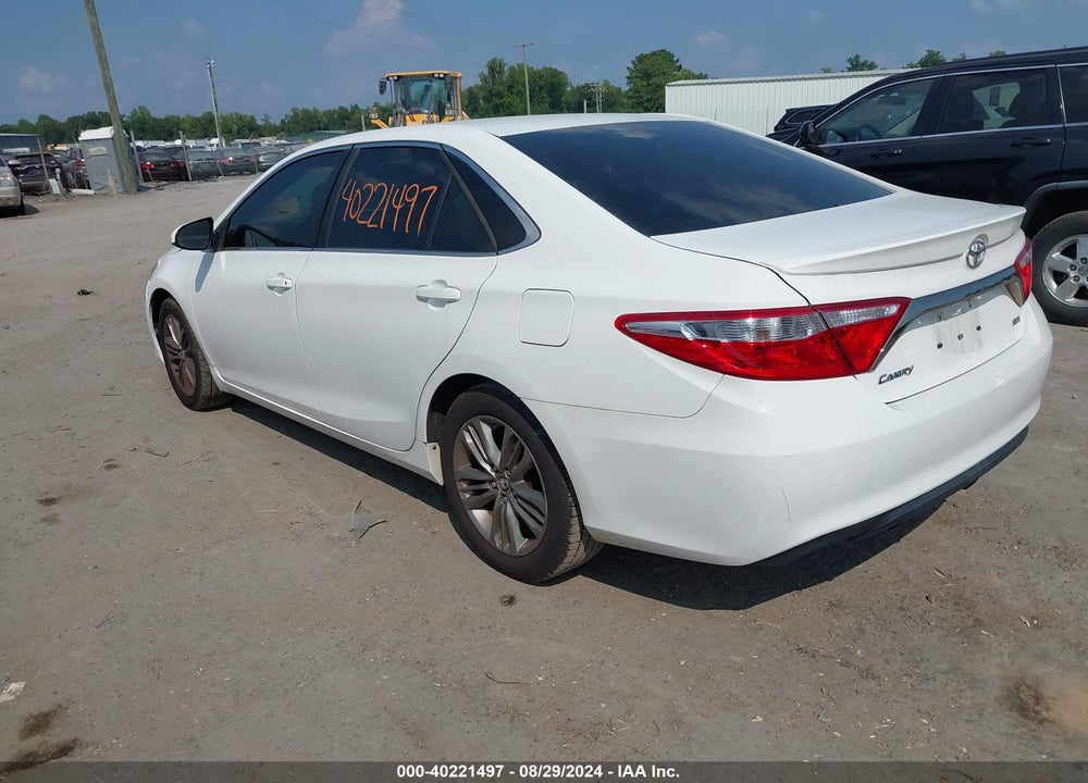 2015 TOYOTA CAMRY SE VIN: 4T1BF1FK6FU092993