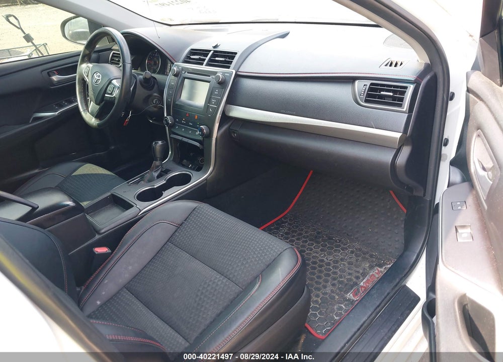 2015 TOYOTA CAMRY SE VIN: 4T1BF1FK6FU092993