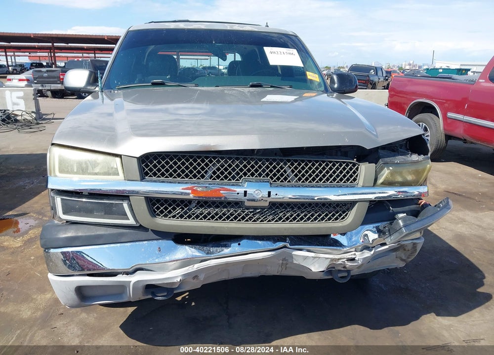 2002 CHEVROLET TAHOE LT VIN: 1GNEK13T72J239738