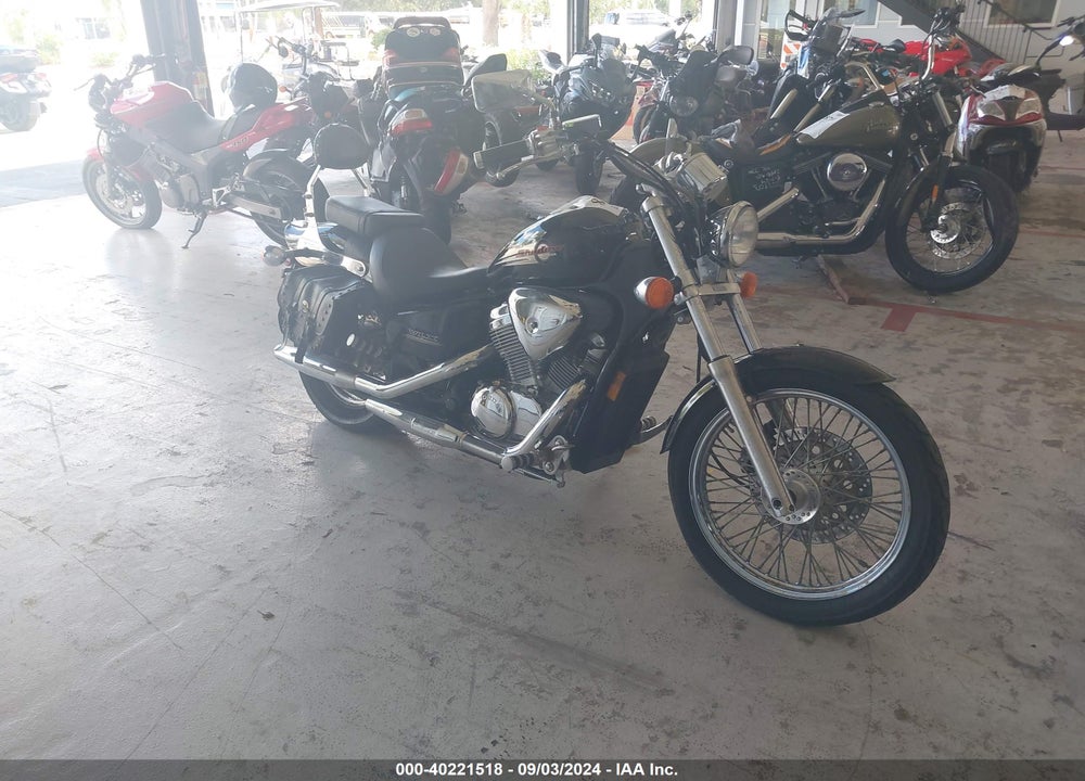 1999 HONDA VT600 CD VIN: JH2PC2138XM902643