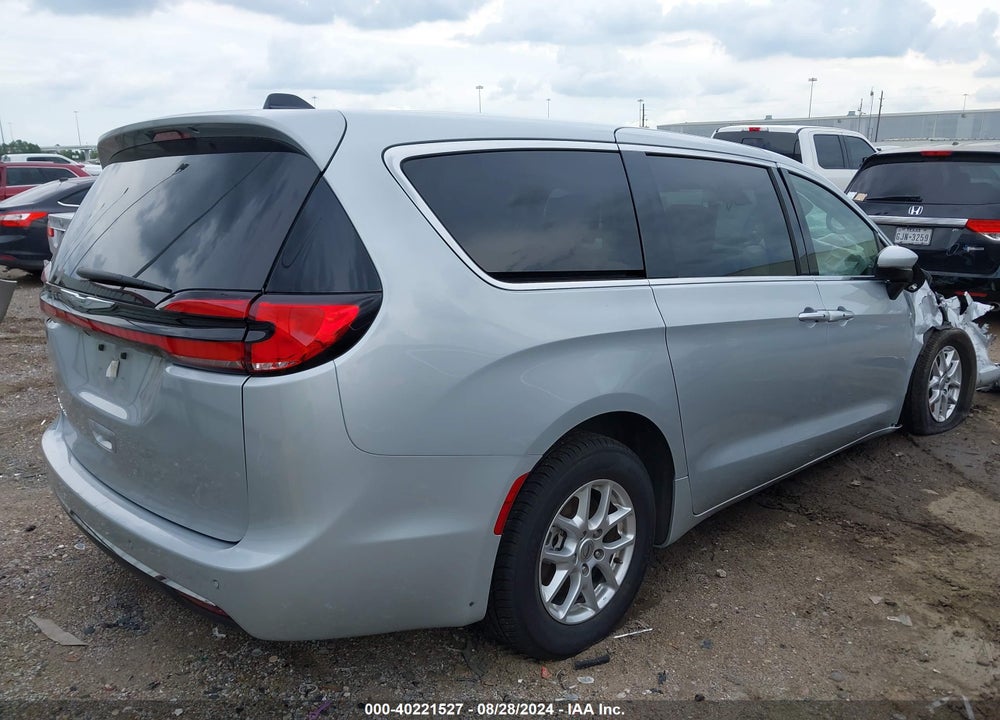 2023 CHRYSLER PACIFICA TOURING L VIN: 2C4RC1BG6PR567411