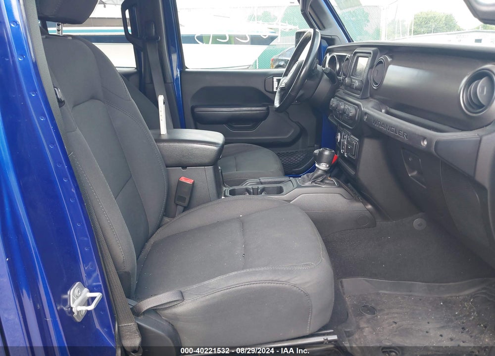 2019 JEEP WRANGLER UNLIMITED SPORT S 4X4 VIN: 1C4HJXDG3KW568551