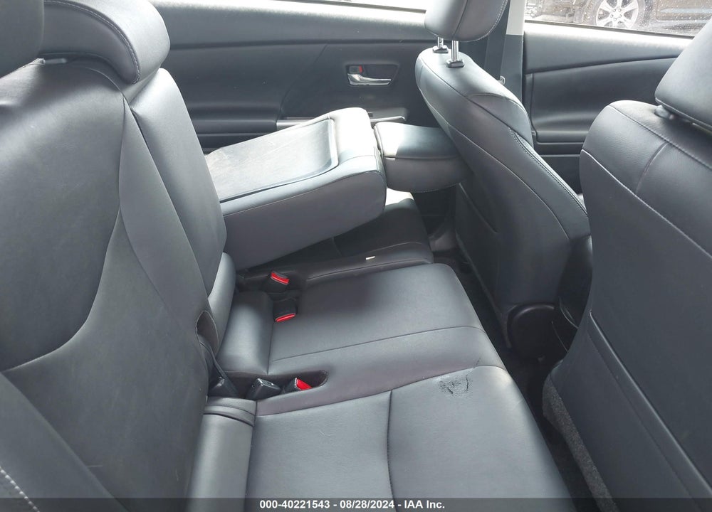 2017 TOYOTA PRIUS V FOUR VIN: JTDZN3EU2HJ063807