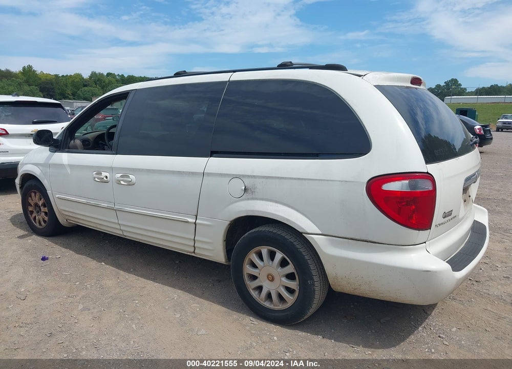 2002 CHRYSLER TOWN & COUNTRY VIN: 2C4GP54L42R657372