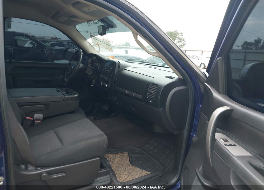 2010 CHEVROLET SILVERADO 1500 LT VIN: 3GCRCSE01AG229089