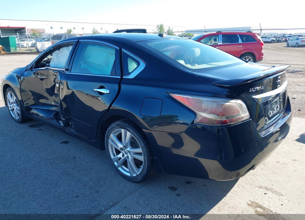 2015 NISSAN ALTIMA 3.5 SL VIN: 1N4BL3AP3FC244526