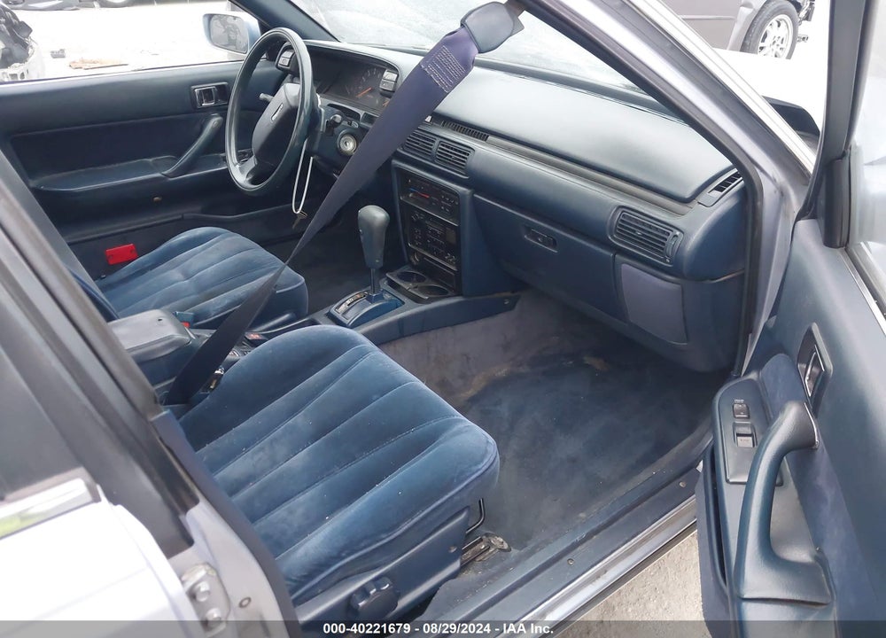 1989 TOYOTA CAMRY LE VIN: JT2SV22E3K3387944