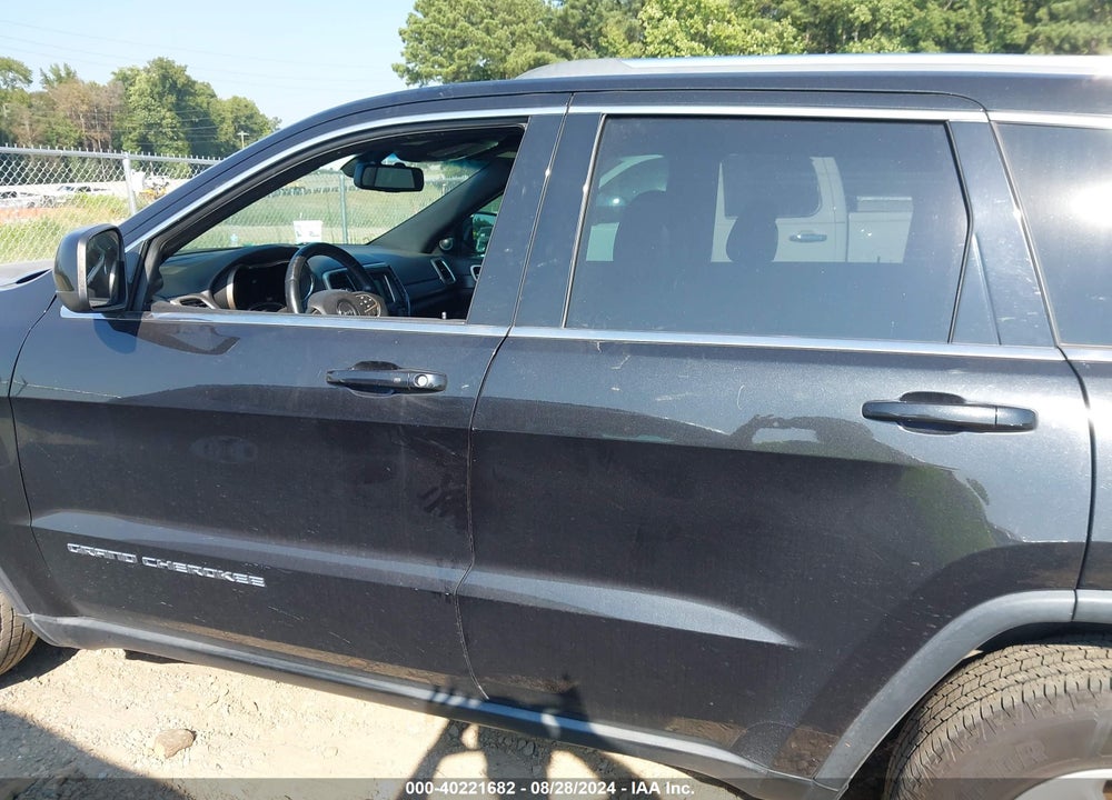 2015 JEEP GRAND CHEROKEE LAREDO VIN: 1C4RJFAG4FC822617