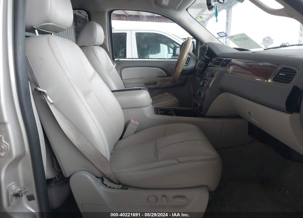 2009 CHEVROLET SUBURBAN 1500 LT2 VIN: 1GNFC26099R254522