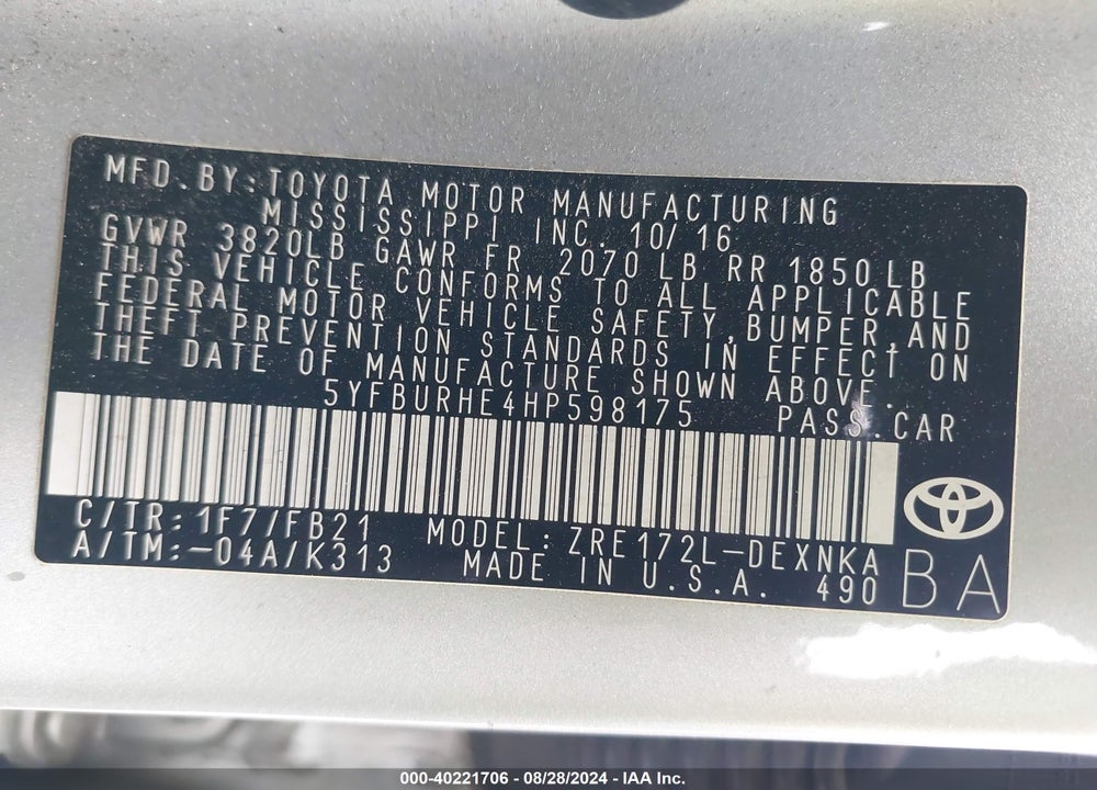 2017 TOYOTA COROLLA LE VIN: 5YFBURHE4HP598175