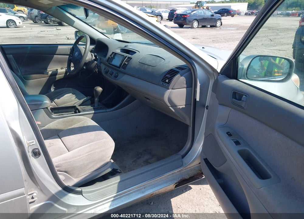 2003 TOYOTA CAMRY LE VIN: 4T1BE32K03U712317