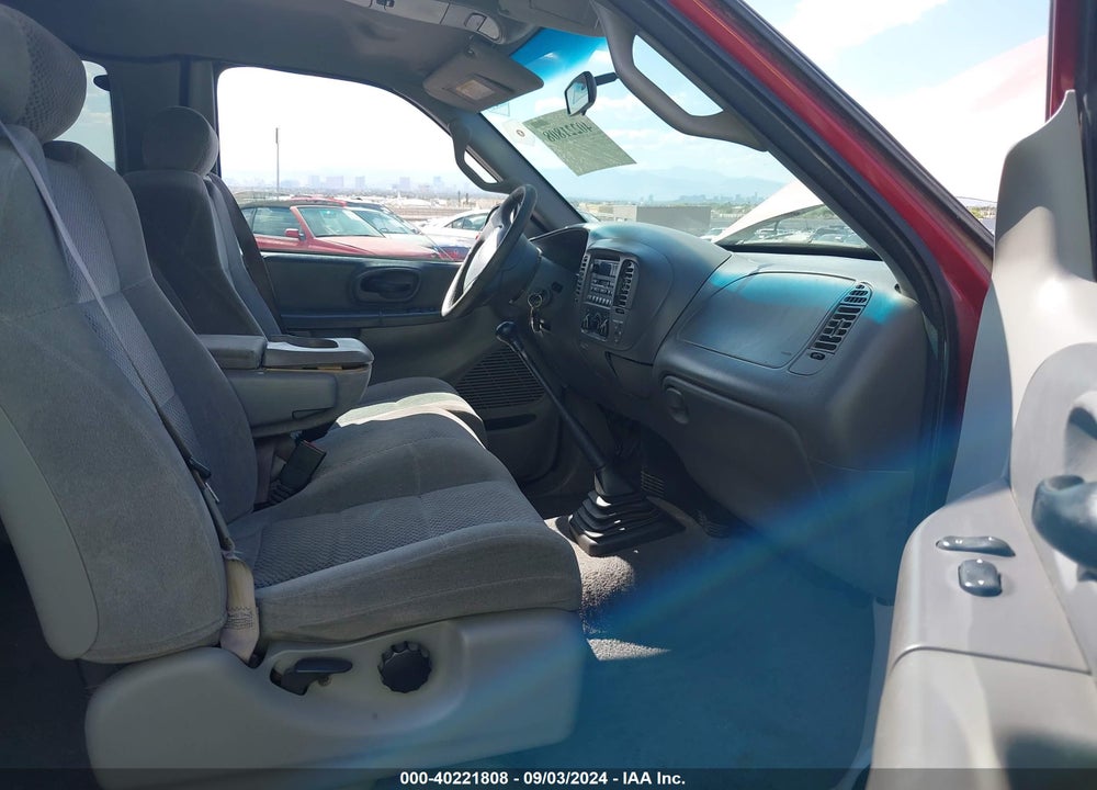 2002 FORD F-150 XL/XLT VIN: 1FTRX17202NA81183