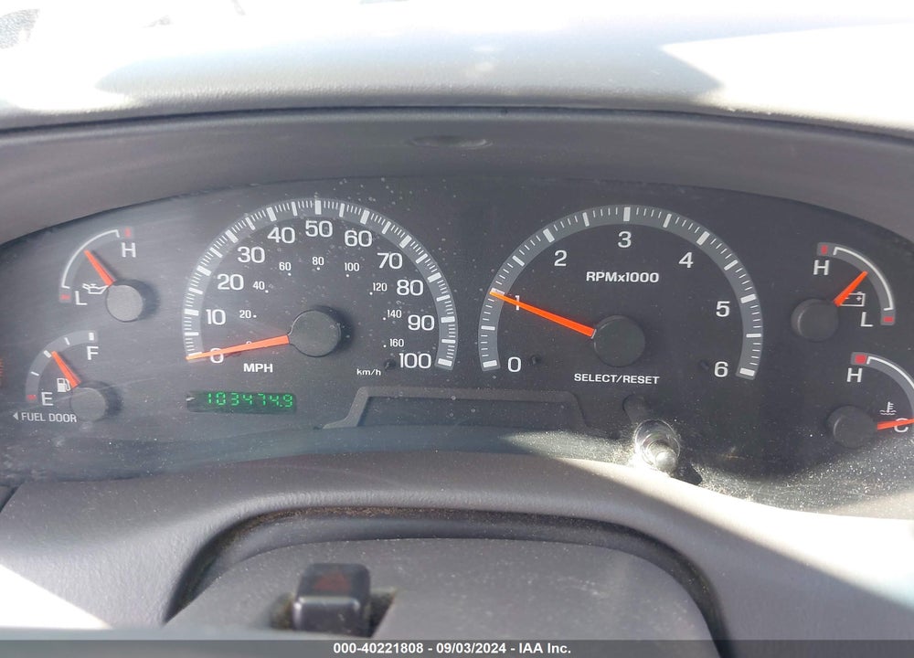 2002 FORD F-150 XL/XLT VIN: 1FTRX17202NA81183