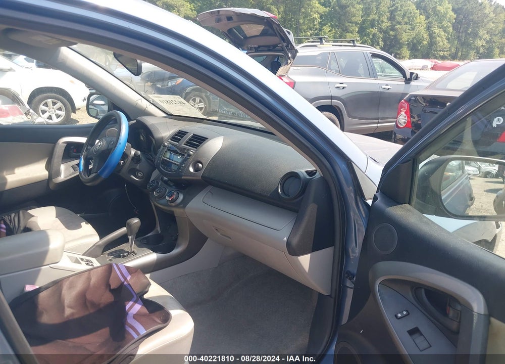 2011 TOYOTA RAV4 VIN: JTMZF4DV3BD029958