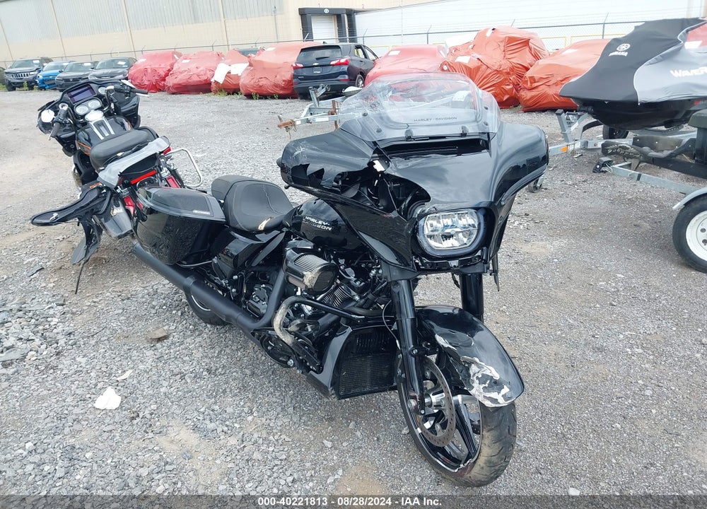 2024 HARLEY-DAVIDSON FLHX VIN: 1HD1KB718RB628915