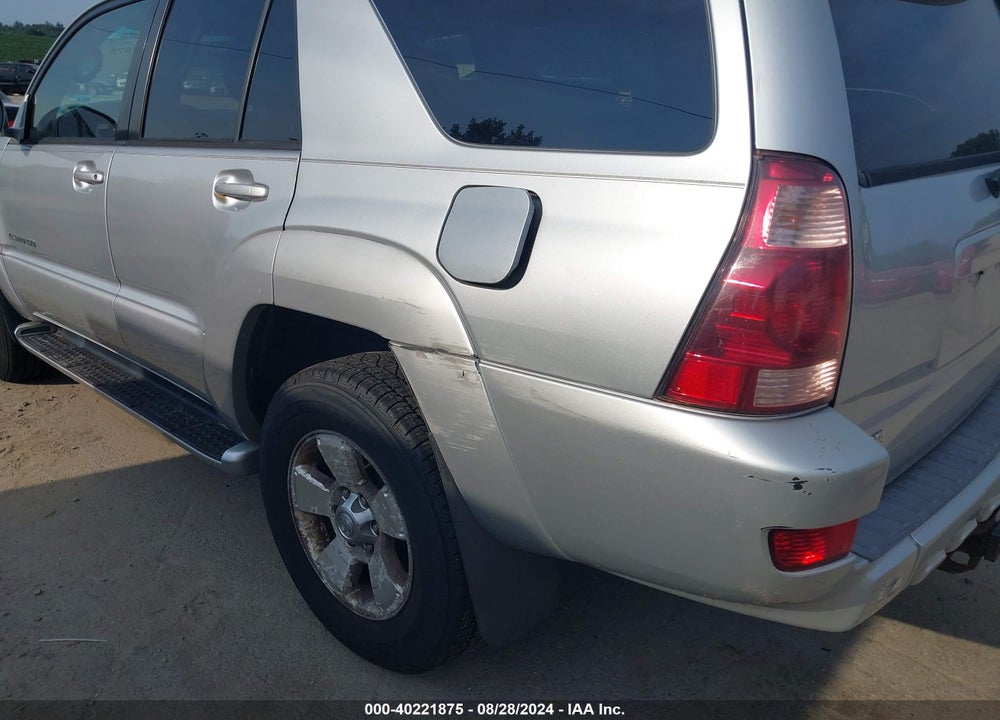 2004 TOYOTA 4RUNNER LIMITED V8 VIN: JTEBT17R840041052